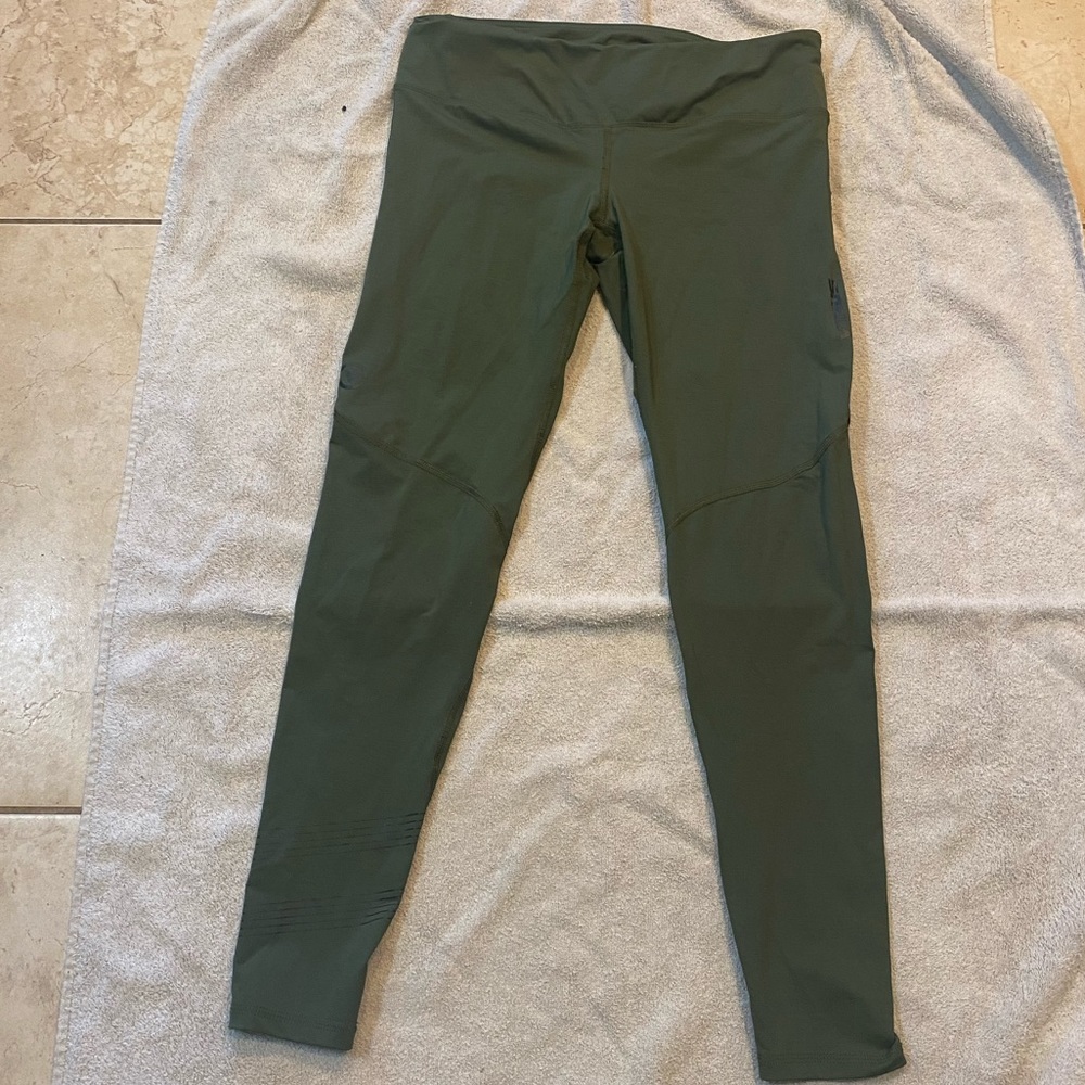 VIRUS compression leggings